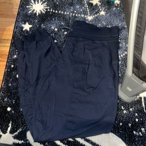 Lululemon studio joggers
